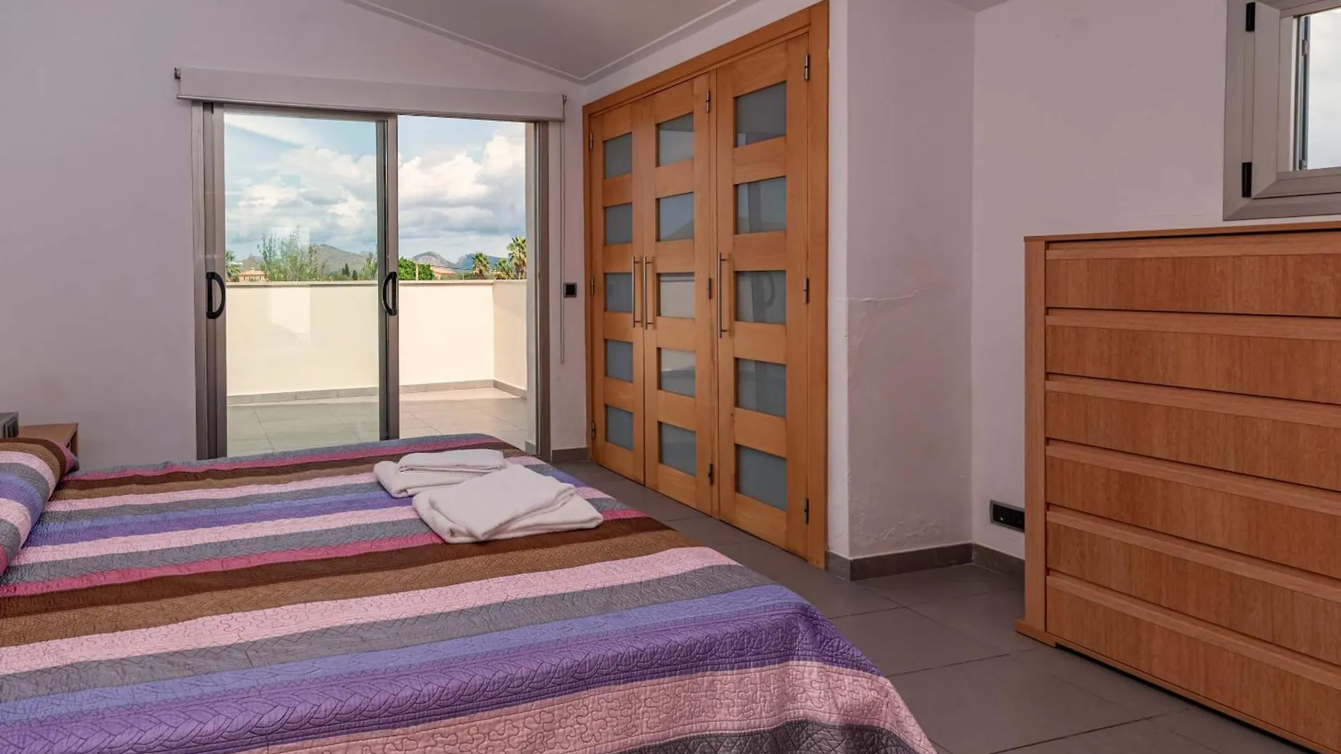 Villa Embat By Sealand Villas Pollenca Spain