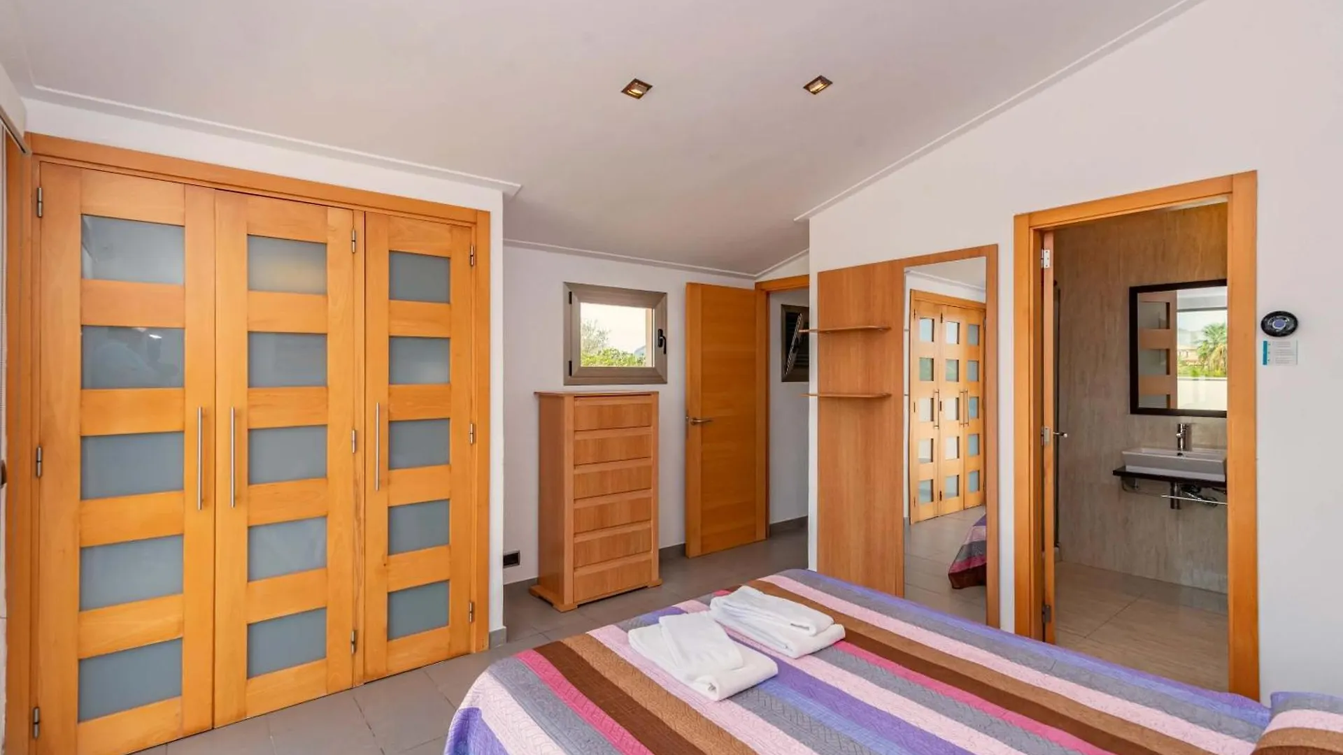 Apartment Villa Embat By Sealand Villas Pollenca Spain